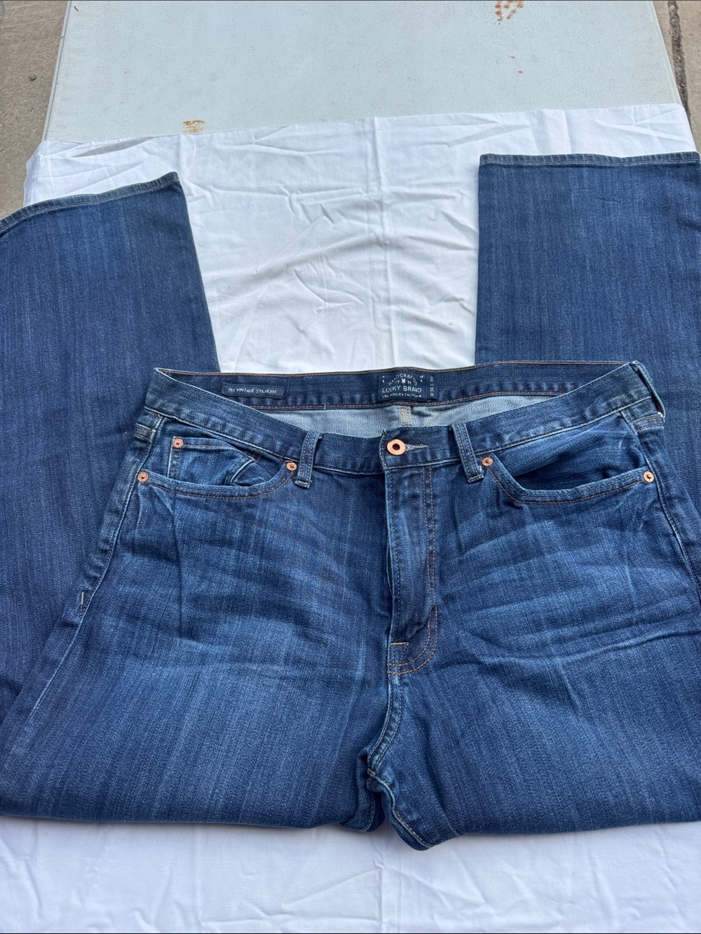 Lucky brand men’s vintage straight size 36 x 30